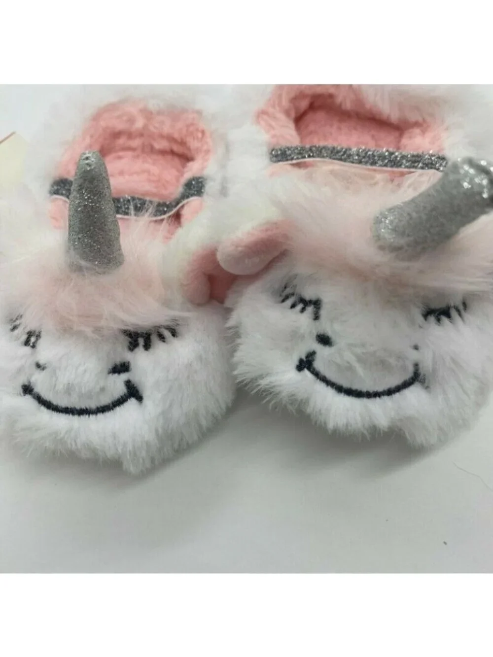 Cat & Jack toddler Girls Unicorn Plush Slippers W/ Strap-White-Size 12/24M